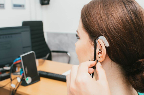 Hearing Aid Evaluation and Fitting